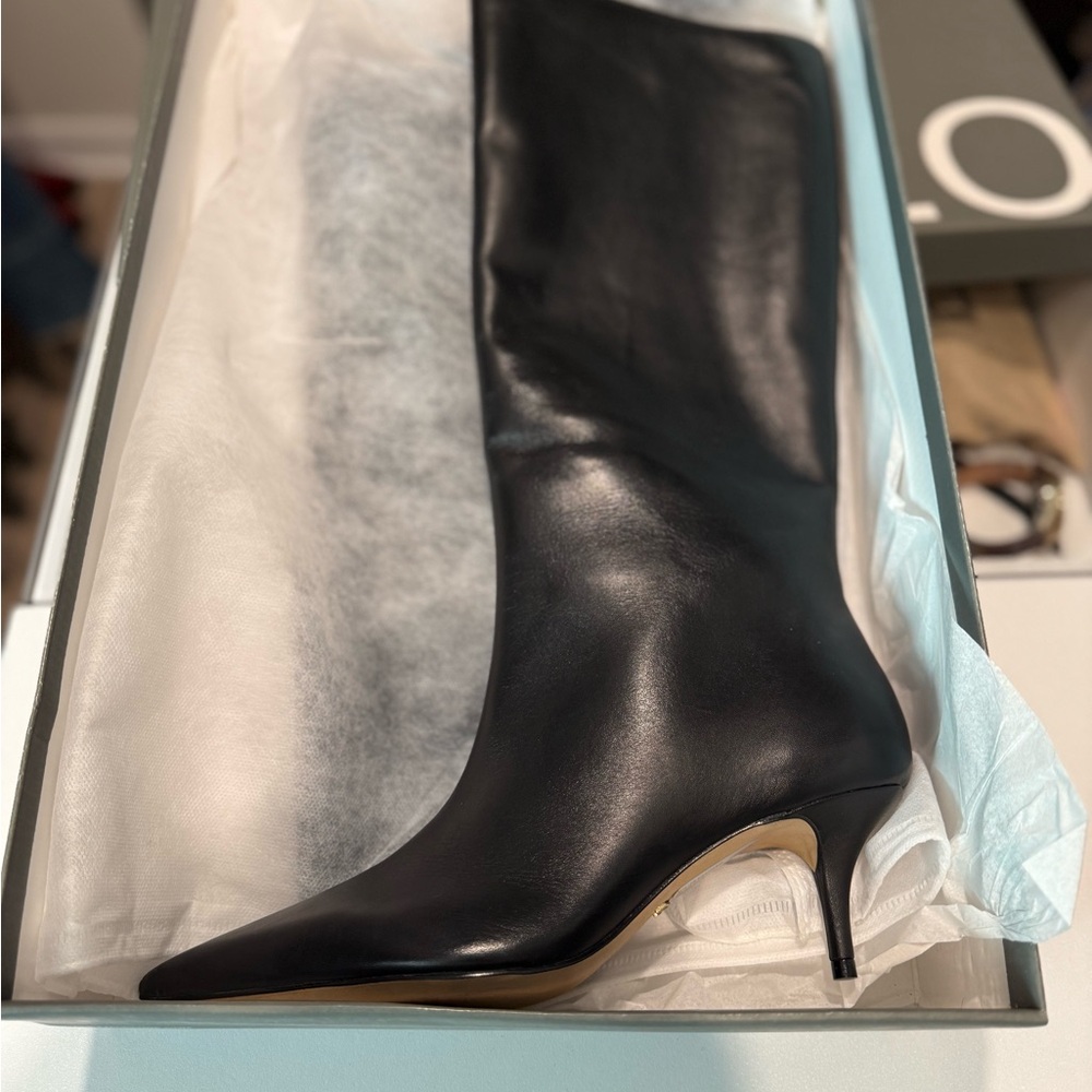 Arezzo Elegant Black Boots - Picture 3 of 12